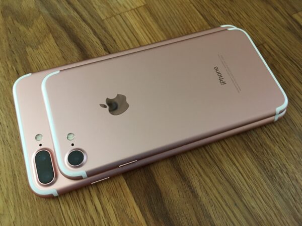 iPhone 7P